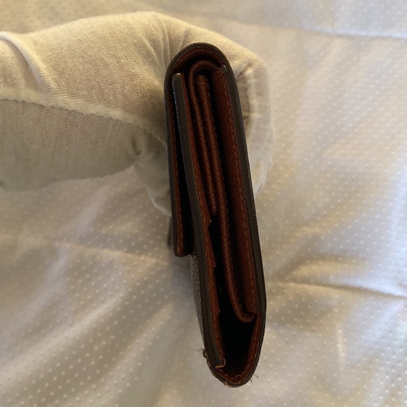 Authentic Louis Vuitton International Wallet monogram - Picture 9 of 11